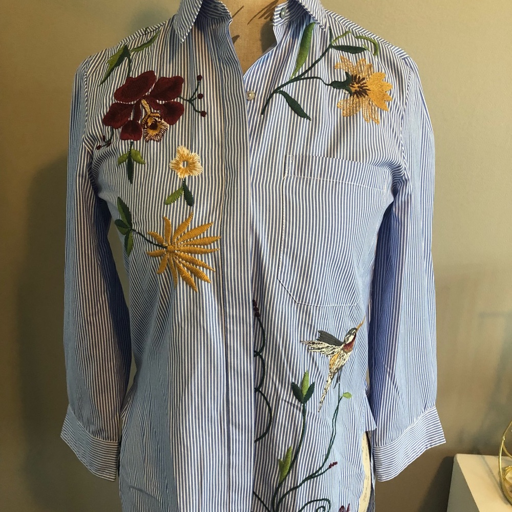 Zara embroidered flower button up!